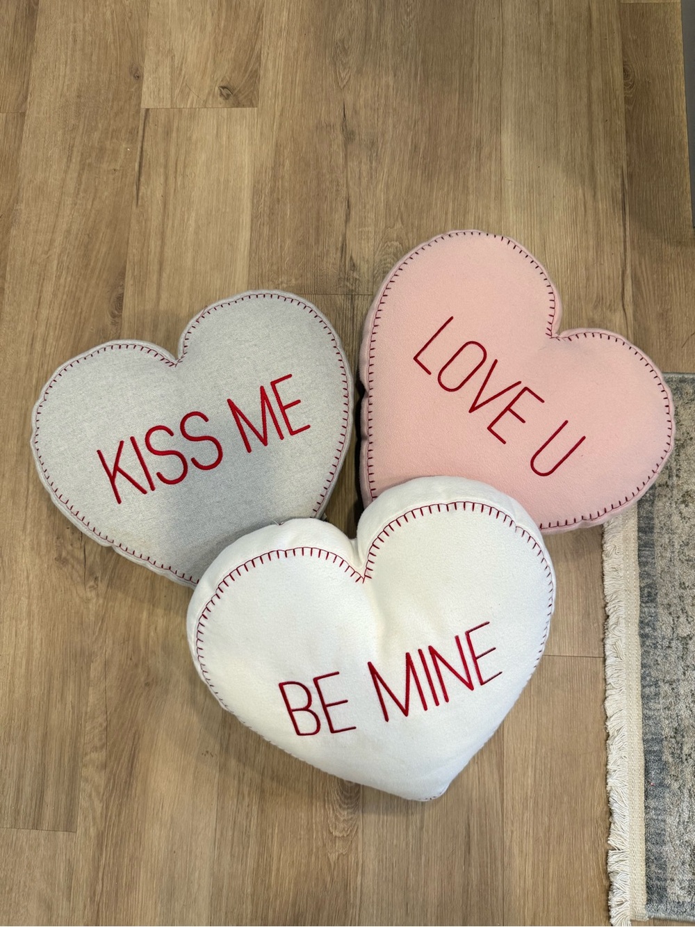 Heart-Shaped 'Be Mine' Decorative Throw Pillow - White